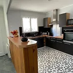 Villa Maison Avec Piscine Privee 3 - 8 Personnes - - Ar000-e12