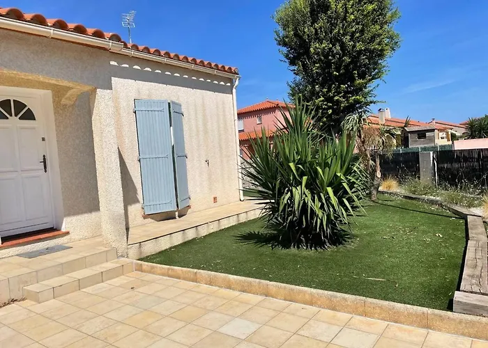 Maison Avec Piscine Privee 3 - 8 Personnes - - Ar000-e12 *